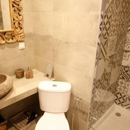 Old Fence - By Mayoral