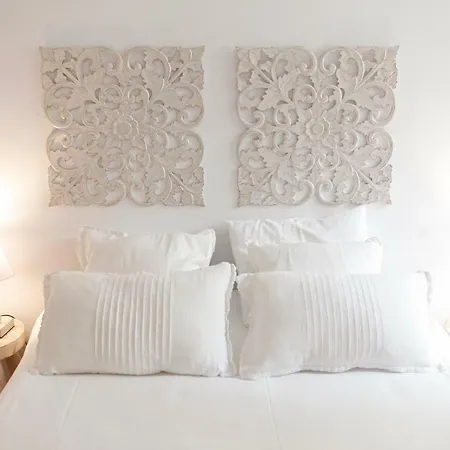 Old Fence - By Mayoral Лісабон