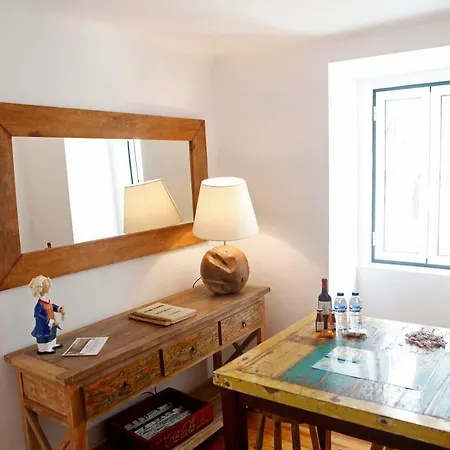 Old Fence - By Mayoral Daire Lisboa